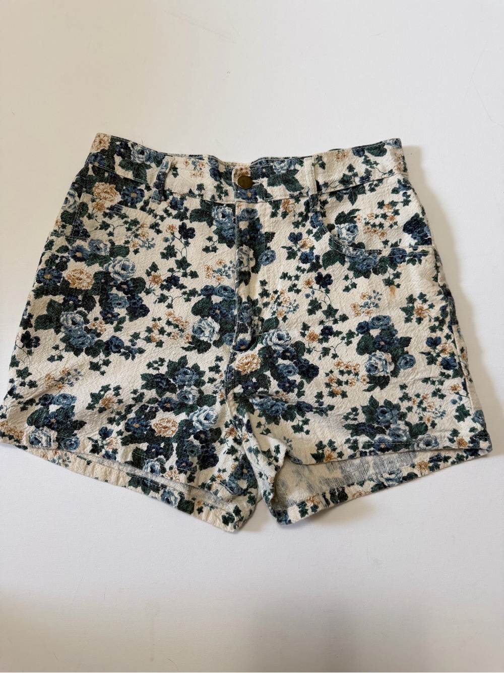 Vintage Stone Gear Floral Cotton High Waist Shorts 8/9